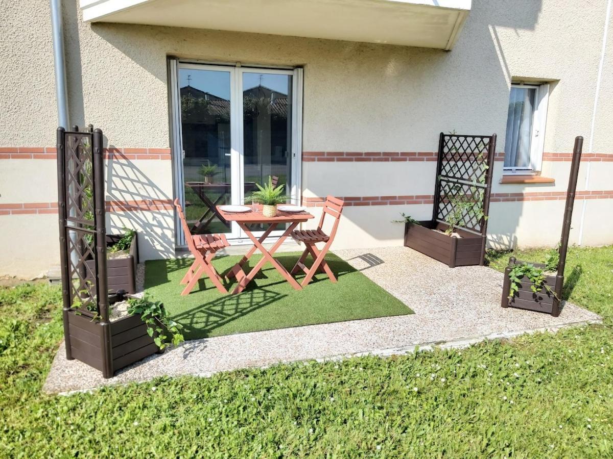 Apartamento Le Sporting Land - Avec Entree Autonome, Parking Prive & Sa Piscine ! - Gaillac Exterior foto